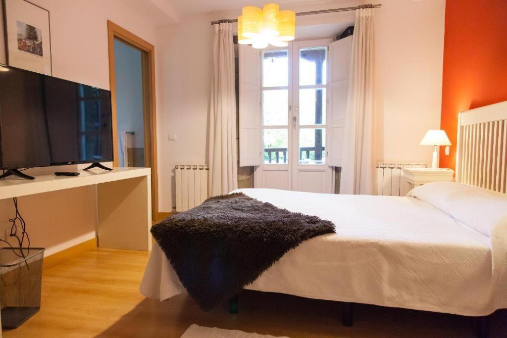 Gastro Hotel La Giraldilla Liérganes Værelse billede